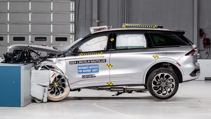 Redesigned Lincoln Nautilus lands highest IIHS accolade