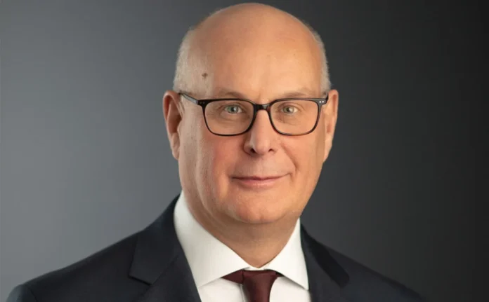 AIG expands Jon Hancock’s role - Insurance Age